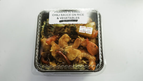 Prawns in Sweet Chili Sauce on Rice & Vegetables - Image 5