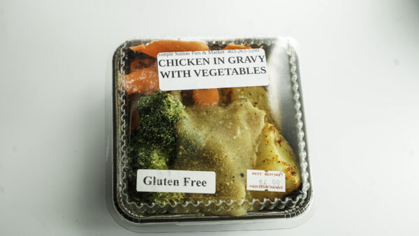 Chicken in Gravy with Vegetables - Image 4